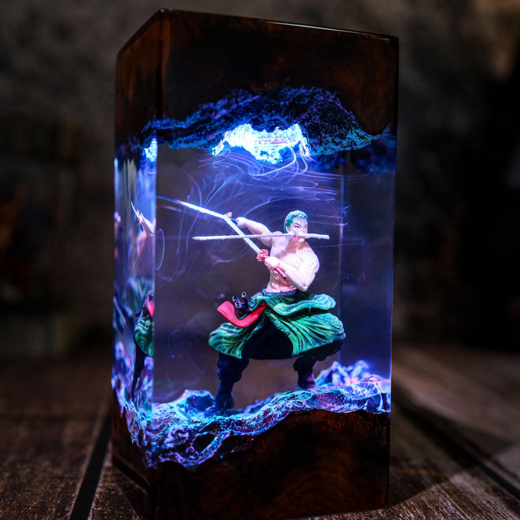 Roronoa Zoro One Piece Epoxy Lamp 2