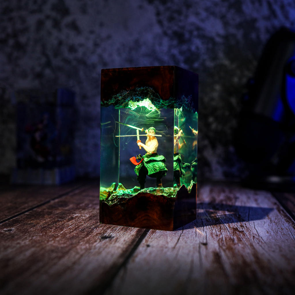 Roronoa Zoro One Piece Epoxy Lamp 2