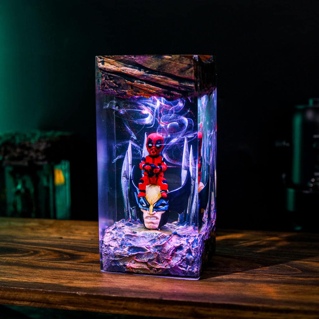 Deadpool VS Wolverine Night Light