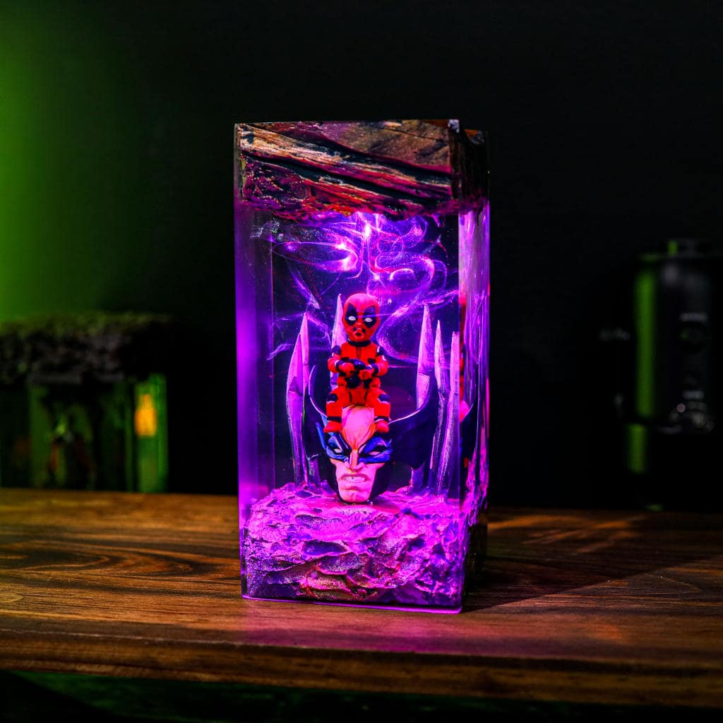 Deadpool VS Wolverine Night Light