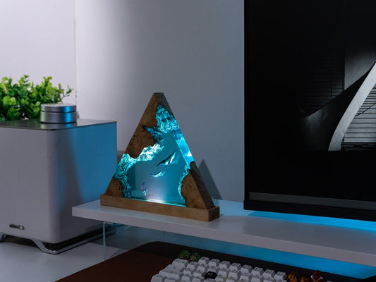 Diver Epoxy Lamp – Ocean Depths