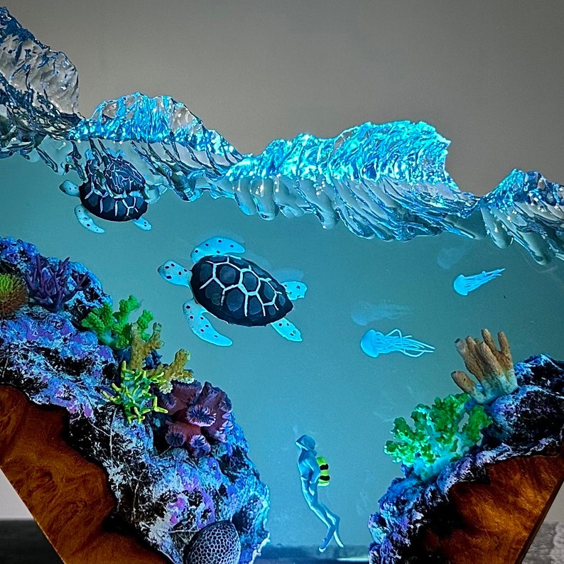 Ocean Depths – Epoxy Art Lamp