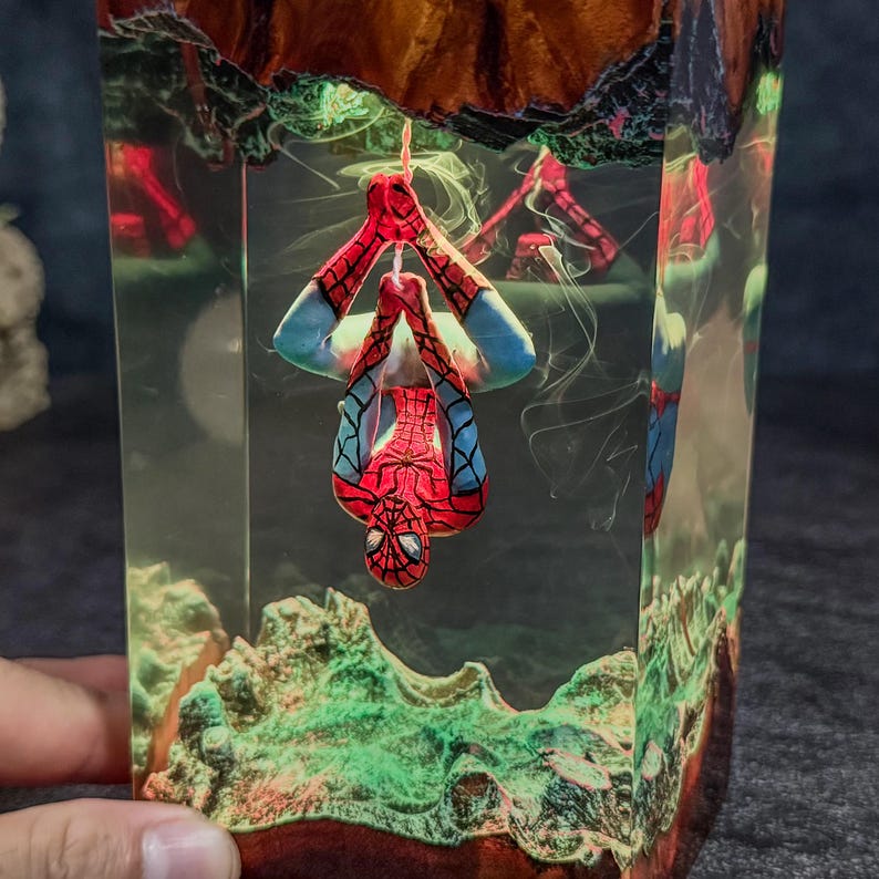 Spider-Man Epoxy Lamp