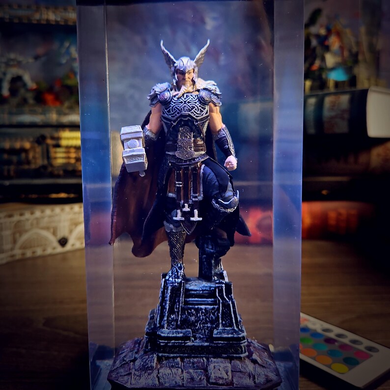 God of Thunder – Thor Diorama Resin Lamp