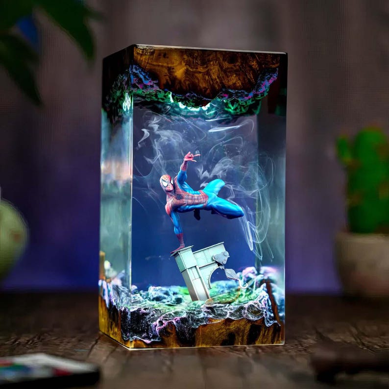 Spider-Man Epoxy Lamp v2