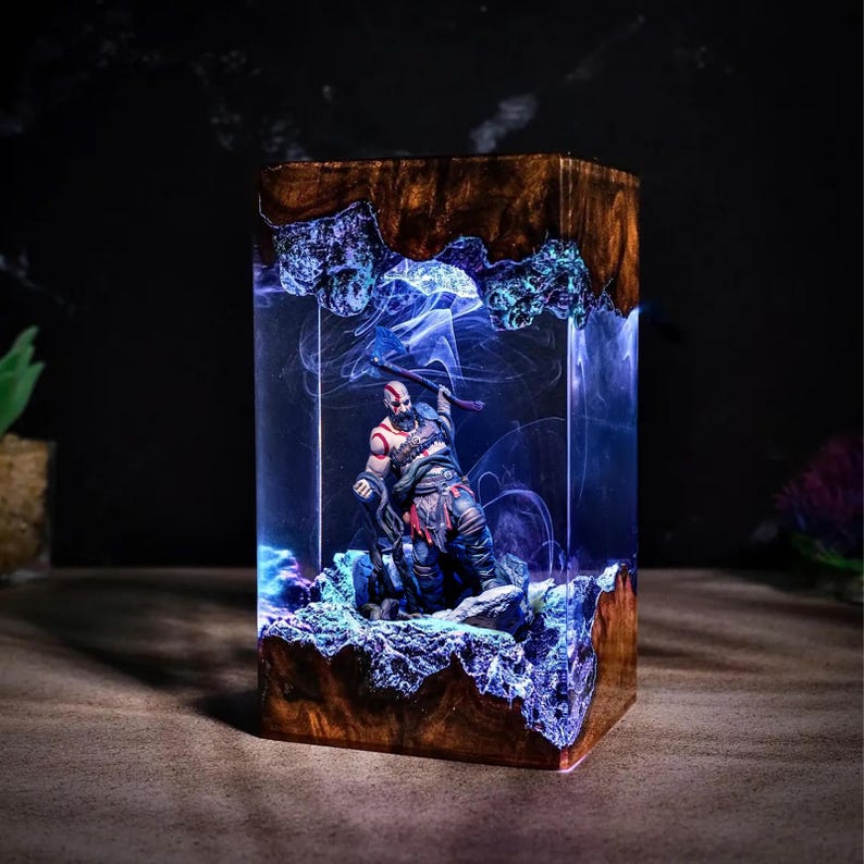 Kratos Epoxy Lamp