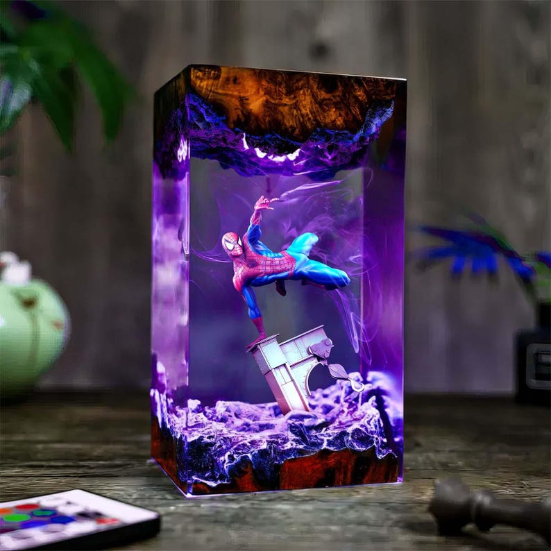 Spider-Man Epoxy Lamp v2