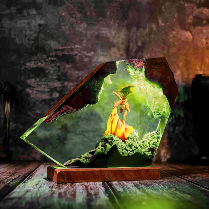 Charizard Epoxy Lamp