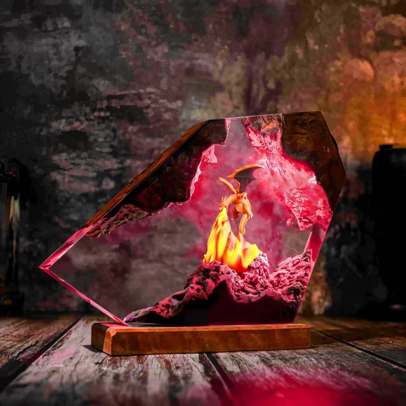 Charizard Epoxy Lamp