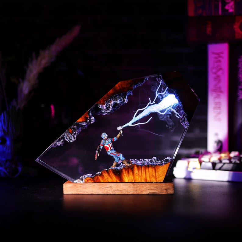 Captain America Epoxy Lamp