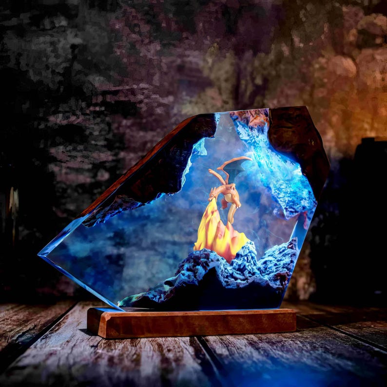 Charizard Epoxy Lamp