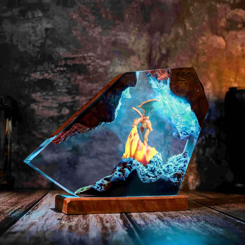 Charizard Epoxy Lamp